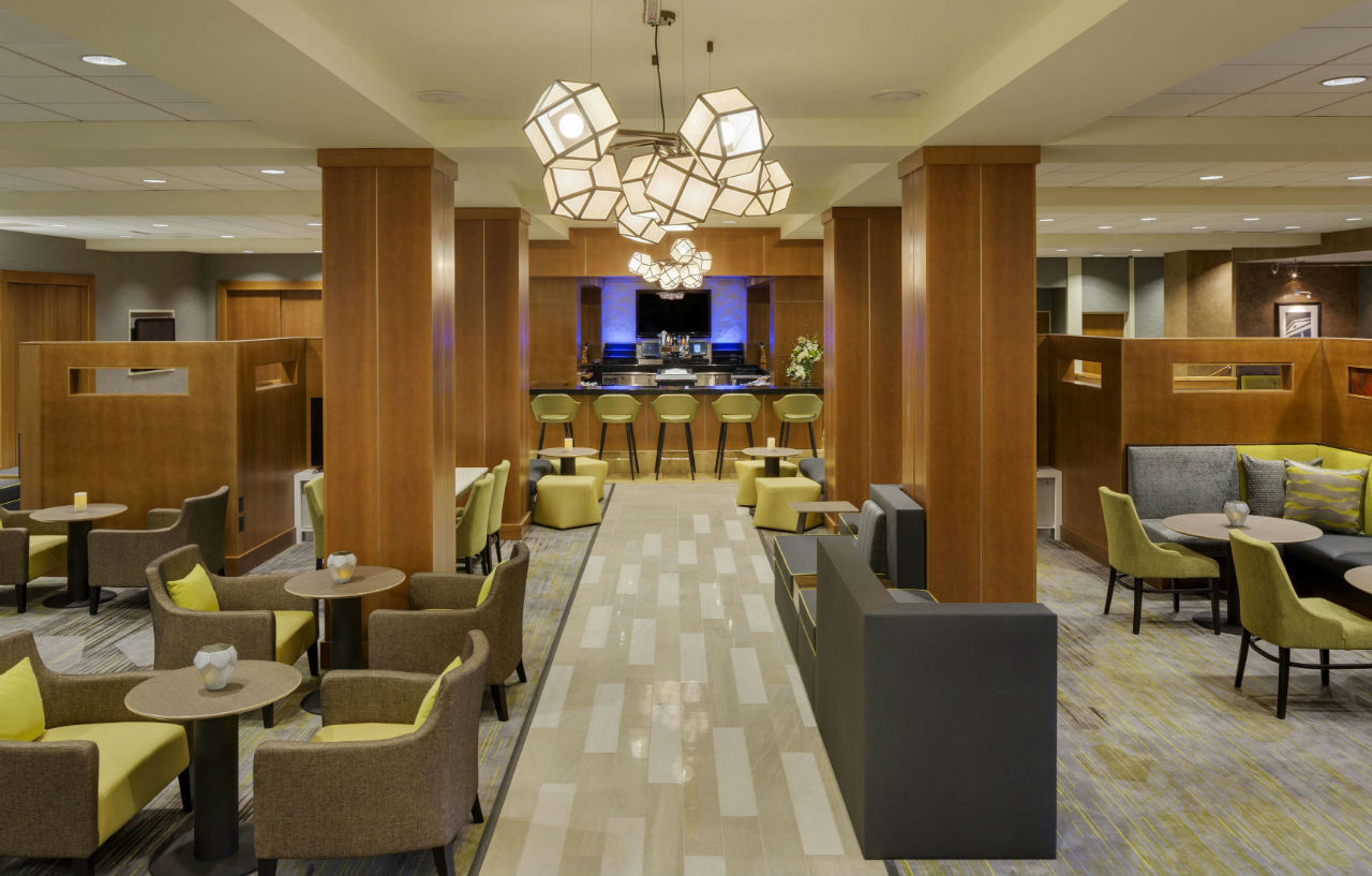 Готель Courtyard By Marriott Boston Logan Airport Екстер'єр фото